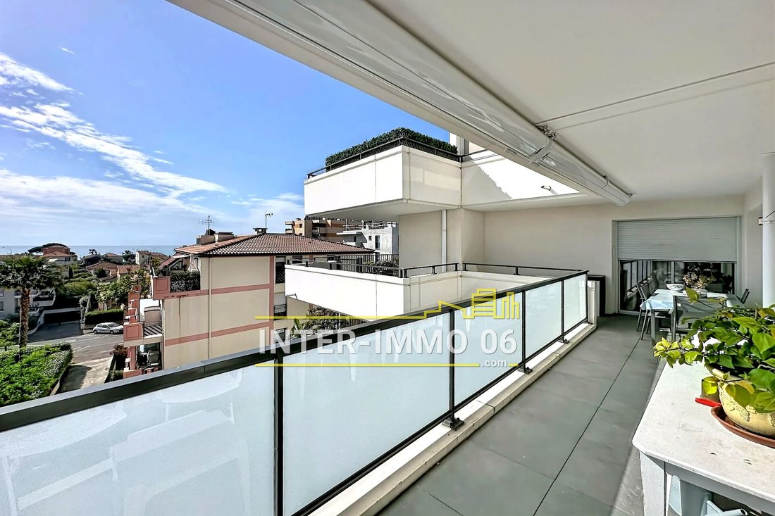 Apartment in Val de Cagne-Colline Route de Vence, Cagnes-sur-Mer, France 2 - 17741074