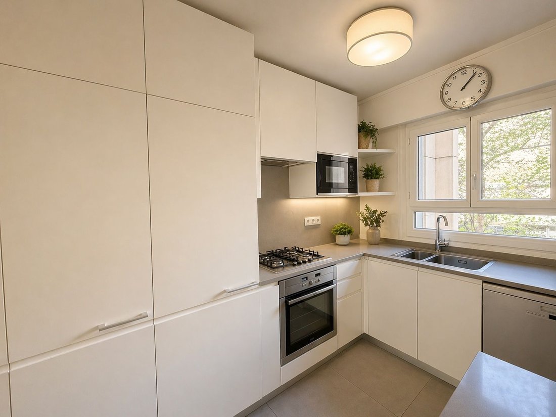 Apartment in Saint Lambert, Paris 15e Arrondissement, Paris 2 - 17741031