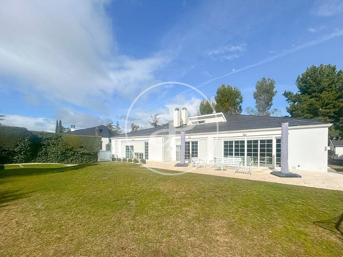 Villa in La Moraleja, Alcobendas, Comunidad de Madrid 2 - 17741114