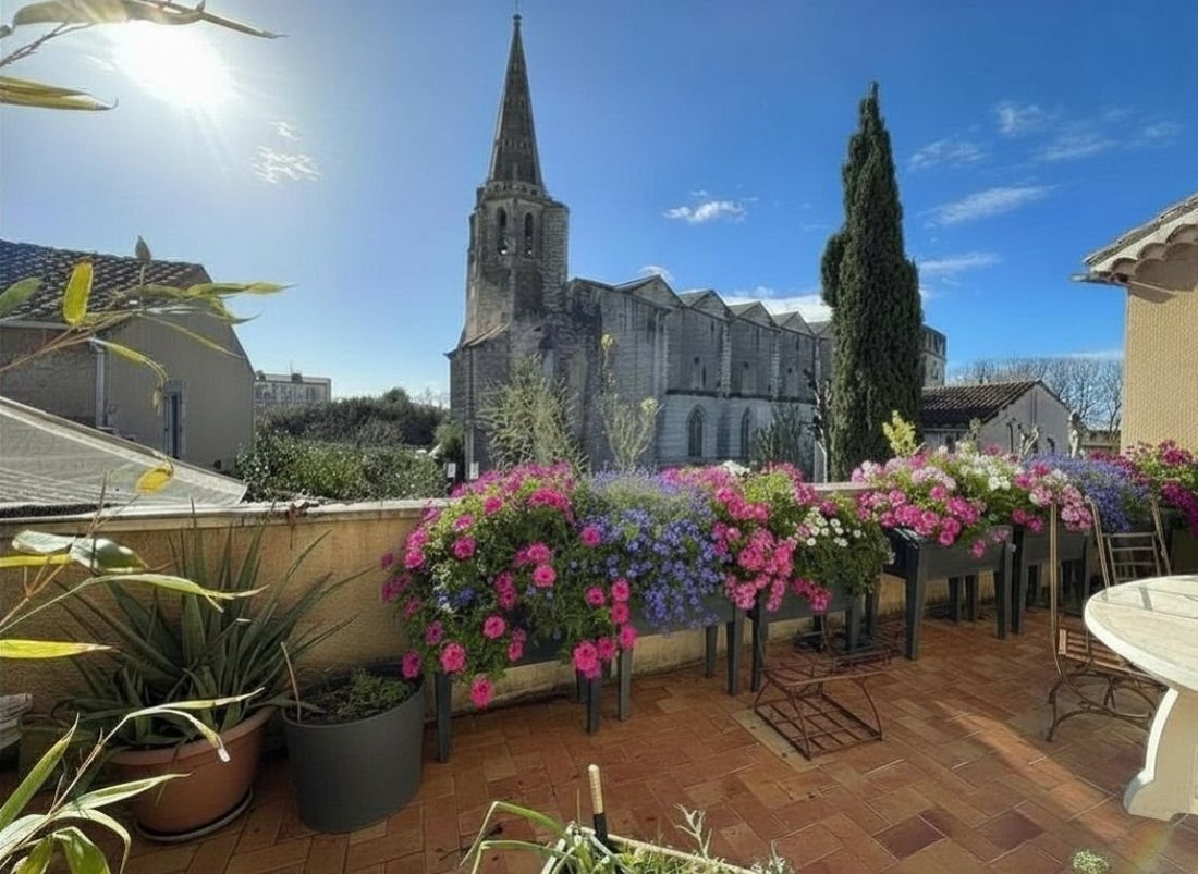 House in Avignon, Provence-Alpes-Côte d'Azur, France 1 - 17297154