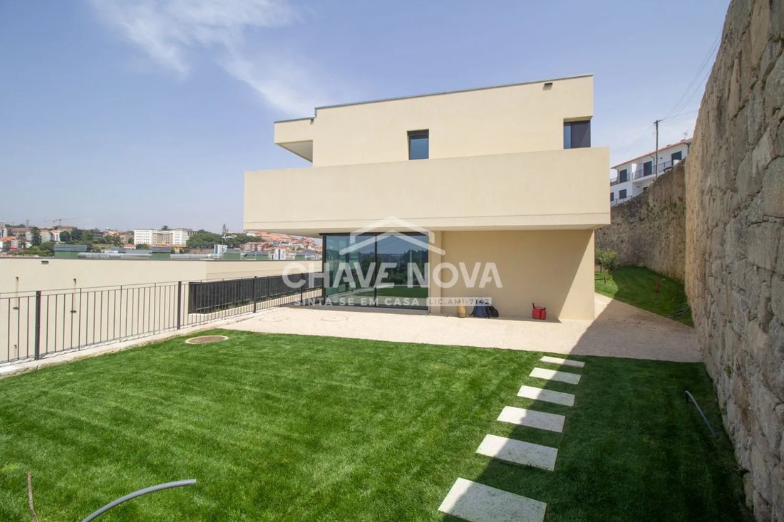 Apartment in Santa Marinha e Sao Pedro da Afurada, Porto District, Portugal 2 - 17741107