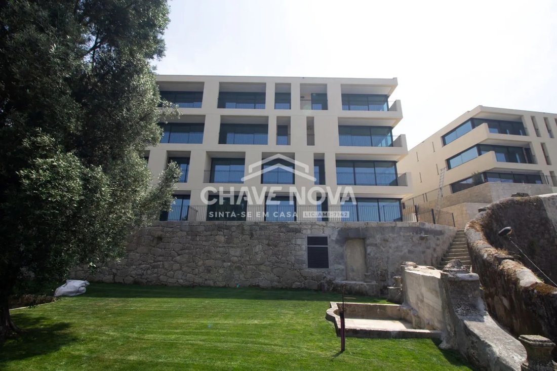 Apartment in Santa Marinha e Sao Pedro da Afurada, Porto District, Portugal 1 - 17741107