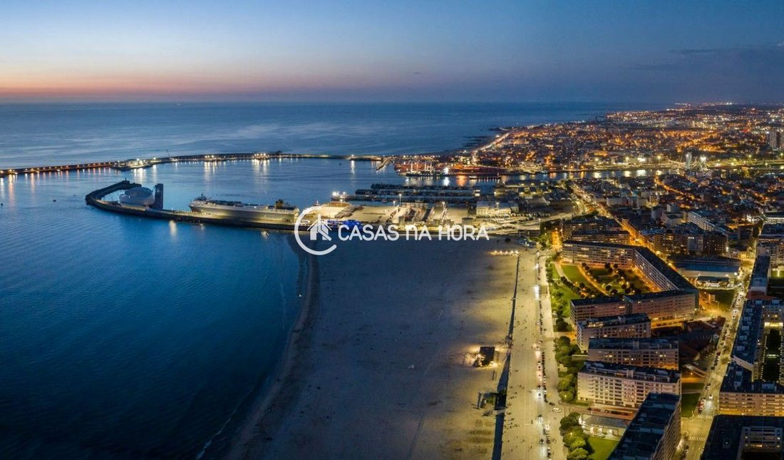Apartment in Matosinhos e Leca da Palmeira, Porto District, Portugal 2 - 17740253