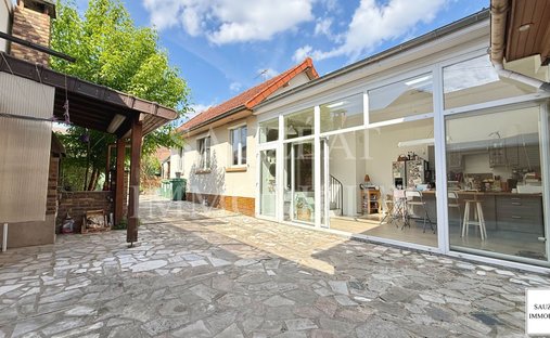 House in Champ des Oiseaux, Bagneux, France 1