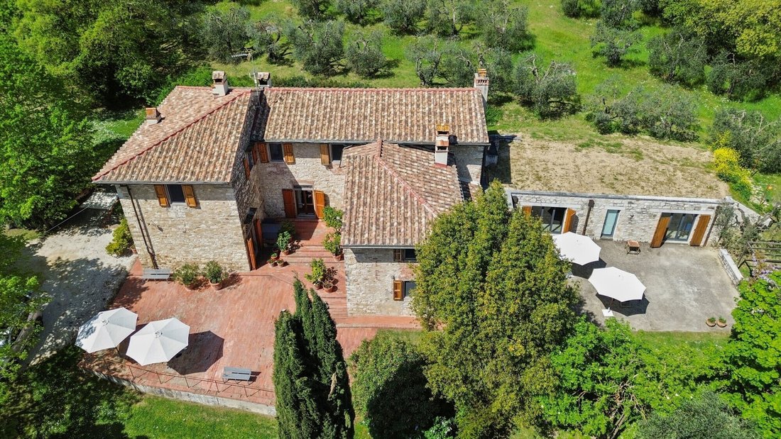 Country House in Rignano sull'Arno, Tuscany, Italy 1 - 17741257
