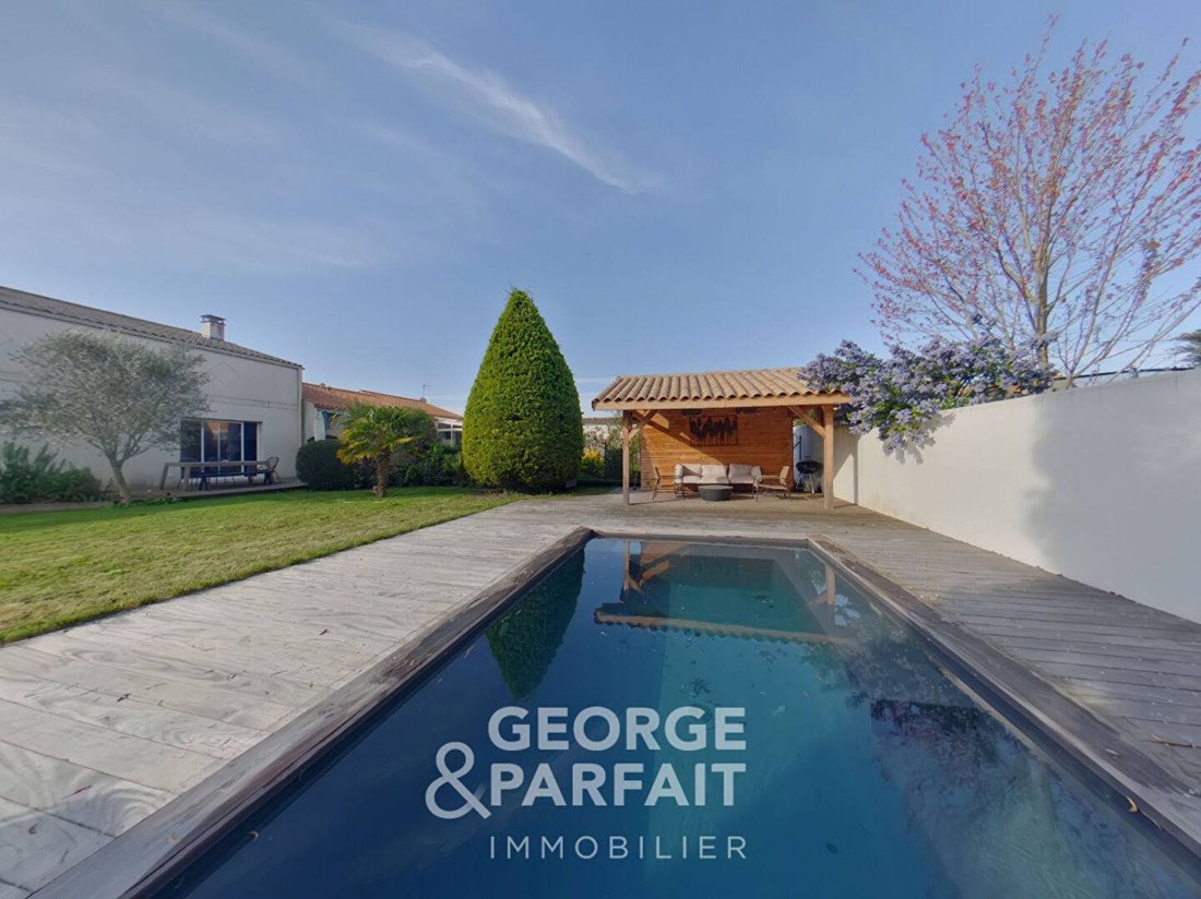House in Bourg, Lagord, France 1 - 17741163