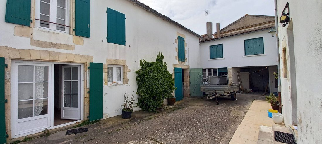 House in Sainte-Marie-de-Ré, Nouvelle-Aquitaine, France 1 - 17741200