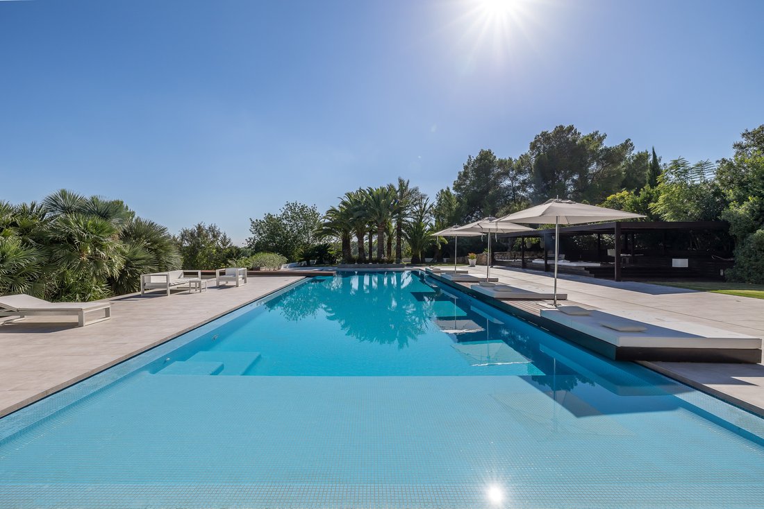 Villa in Santa Eularia des Riu, Balearic Islands, Spain 3 - 17741290