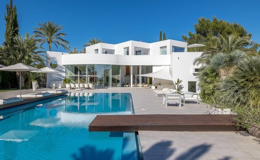 Villa in Santa Eulària des Riu, Balearische Inseln, Spanien 1