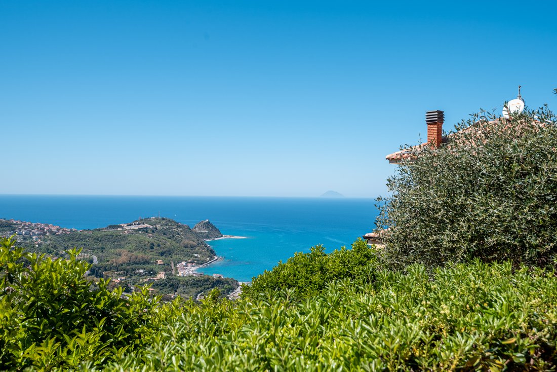 Villa in Capo d'Orlando, Sicily, Italy 2 - 17404263