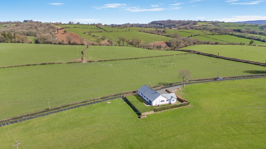 Bungalow à Llangybi, Pays de Galles 2 - 17509001