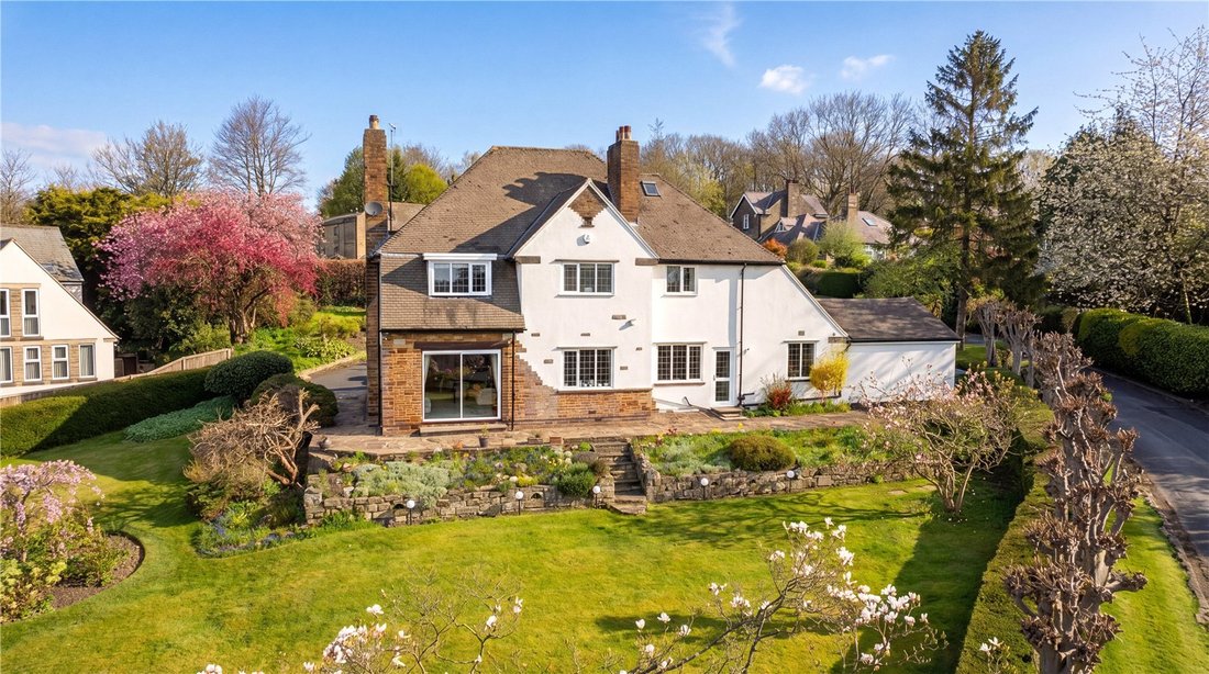 House in Apperley Bridge, Bradford, England 1 - 17741365