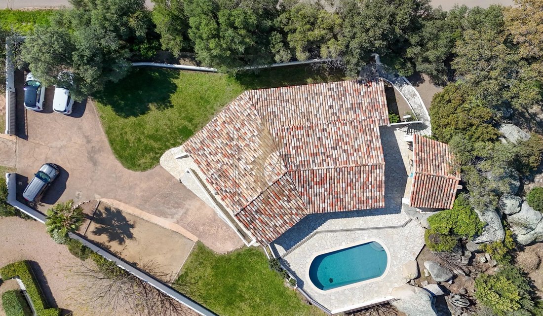 Villa in Porto-Vecchio, Corsica, France 2 - 15155205