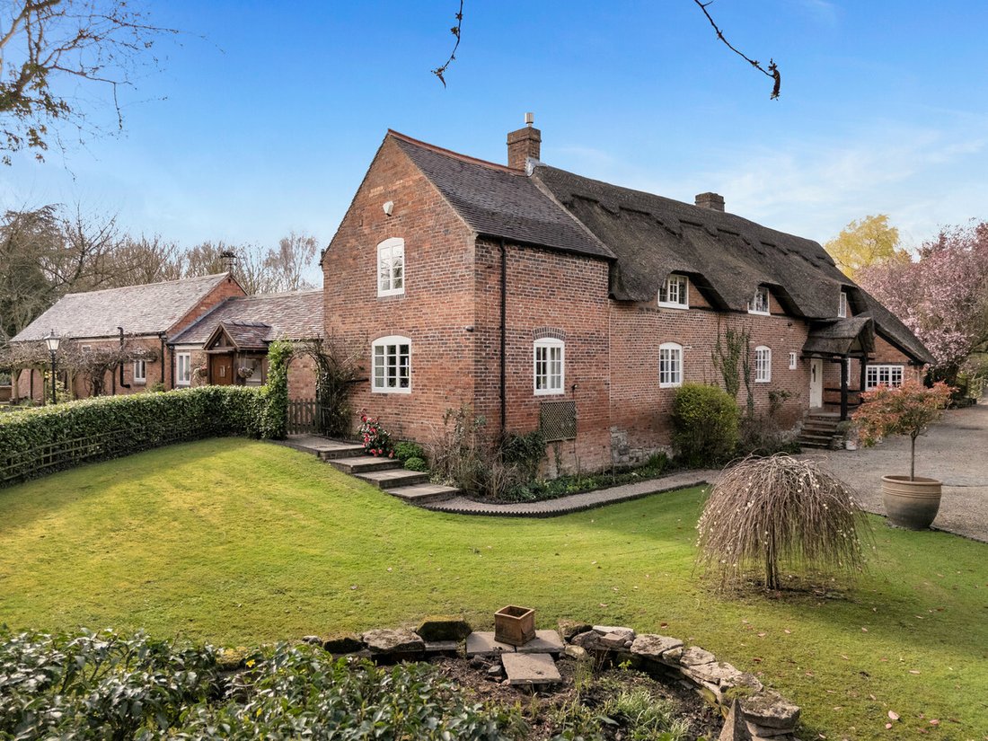 House in Orton-on-the-Hill, England 2 - 17741355