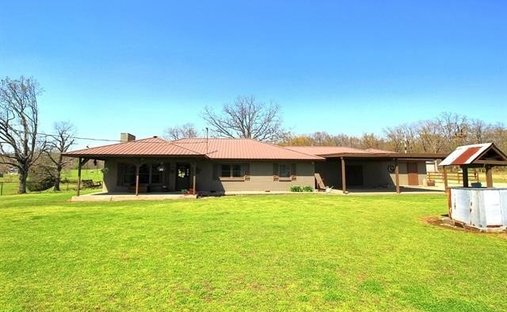 Azienda agricola a Stilwell, Oklahoma, Stati Uniti 1