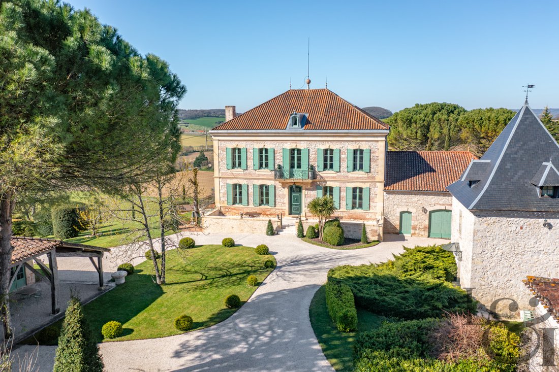 Villa in Sud, Sainte-Livrade-sur-Lot, France 1 - 17741321