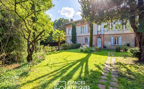 Villa in Côte Pavée-L Hers-La Terrasse, Toulouse, France 1