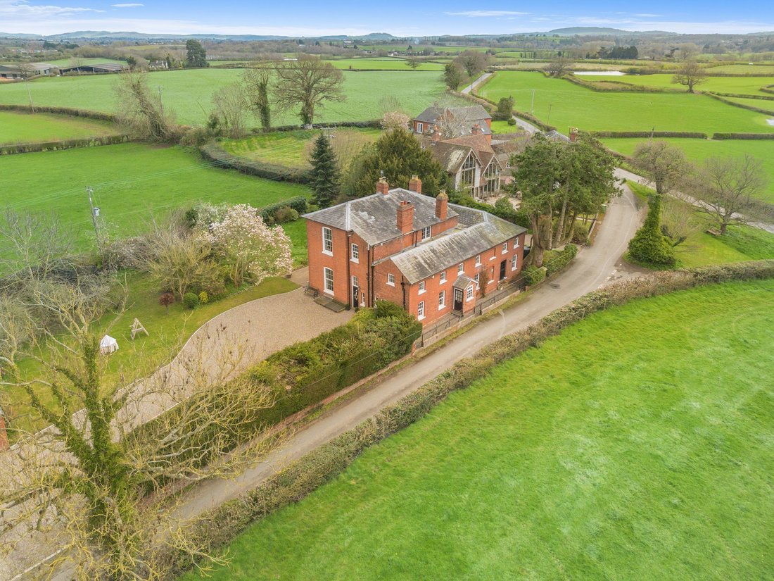 House in Herefordshire, England 1 - 17741369
