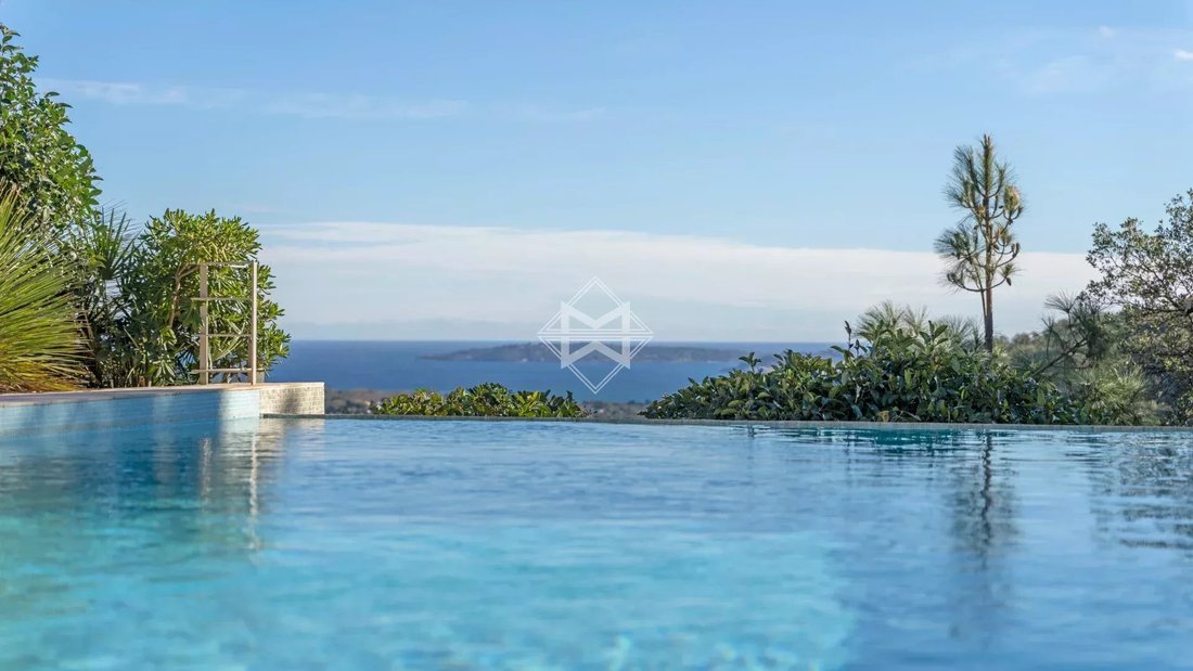 Villa in Grimaud, Provence-Alpes-Côte d'Azur, France 4 - 14505581
