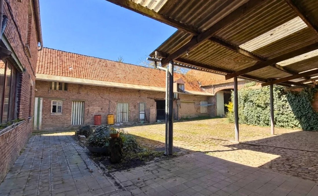 Farm Ranch in Coutiches, Hauts-de-France, France 4 - 17741495