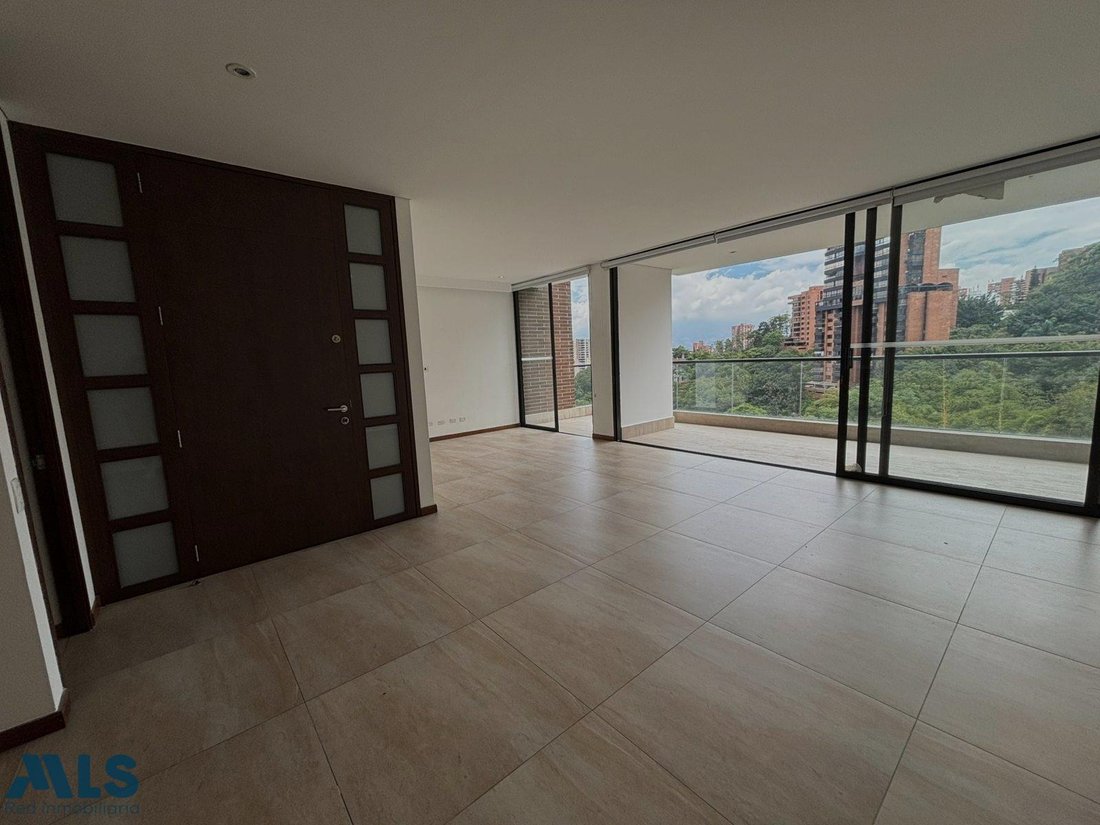 Apartment in Medellín, Antioquia, Colombia 1 - 17741455