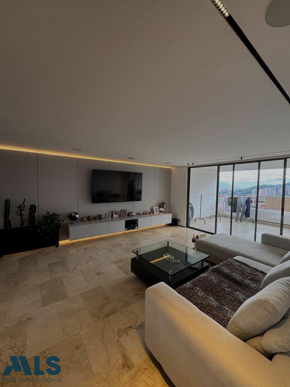 Apartment in Medellín, Antioquia, Colombia 1 - 17741442