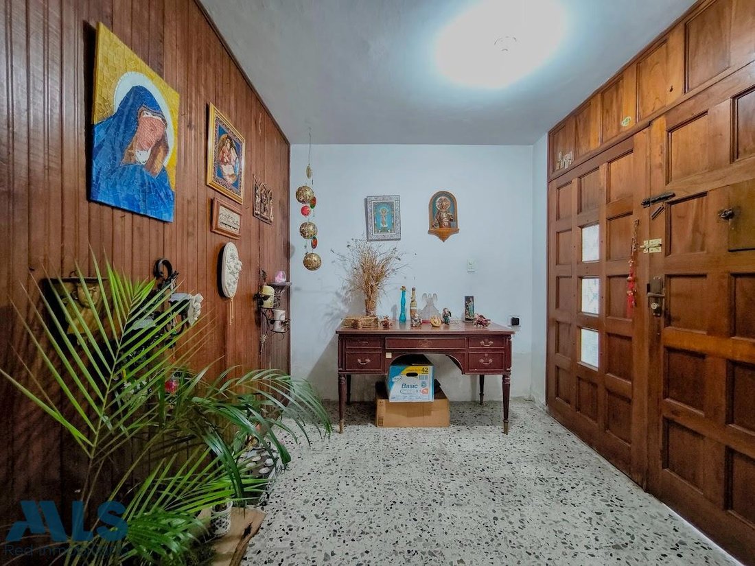 House in Medellín, Antioquia, Colombia 2 - 17741447