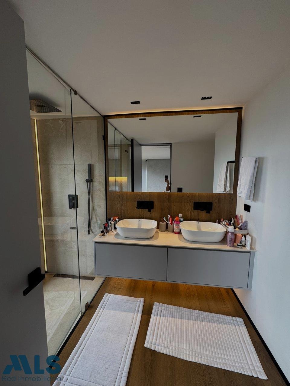 Apartment in Medellín, Antioquia, Colombia 4 - 17741442