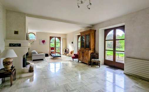 House in La Chapelle-sur-Erdre, Pays de la Loire, France 1