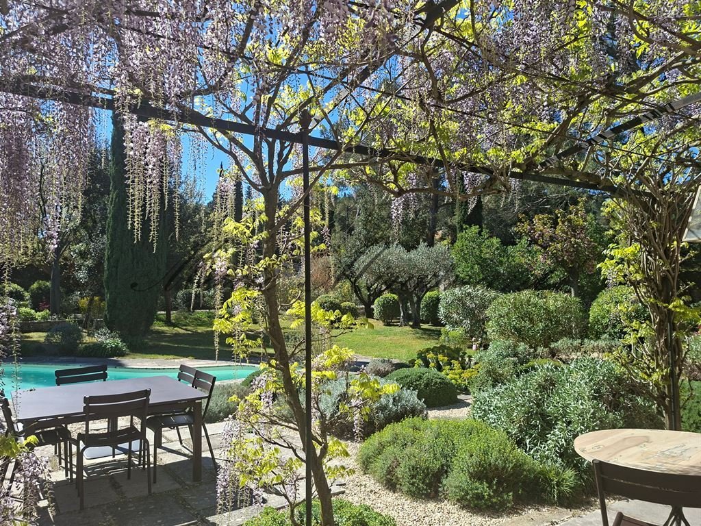 Estate in Barbentane, Provence-Alpes-Côte d'Azur, France 3 - 17741547