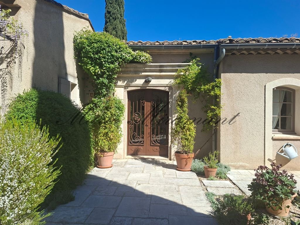 Estate in Barbentane, Provence-Alpes-Côte d'Azur, France 5 - 17741547
