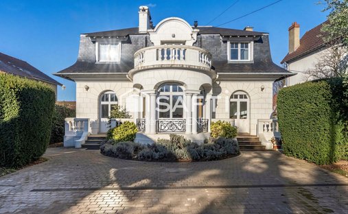 House in Poissy, Ile-de-France, France 1