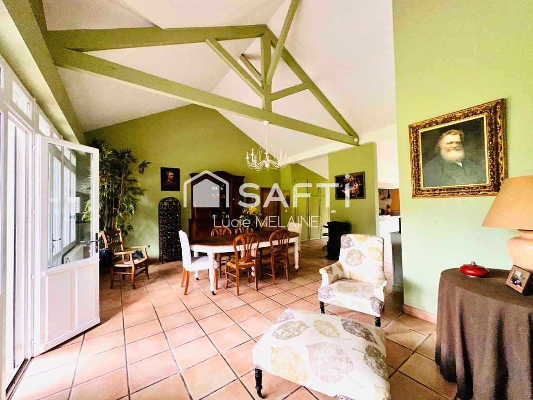 House in Mérignac, Nouvelle-Aquitaine, France 2 - 17742967