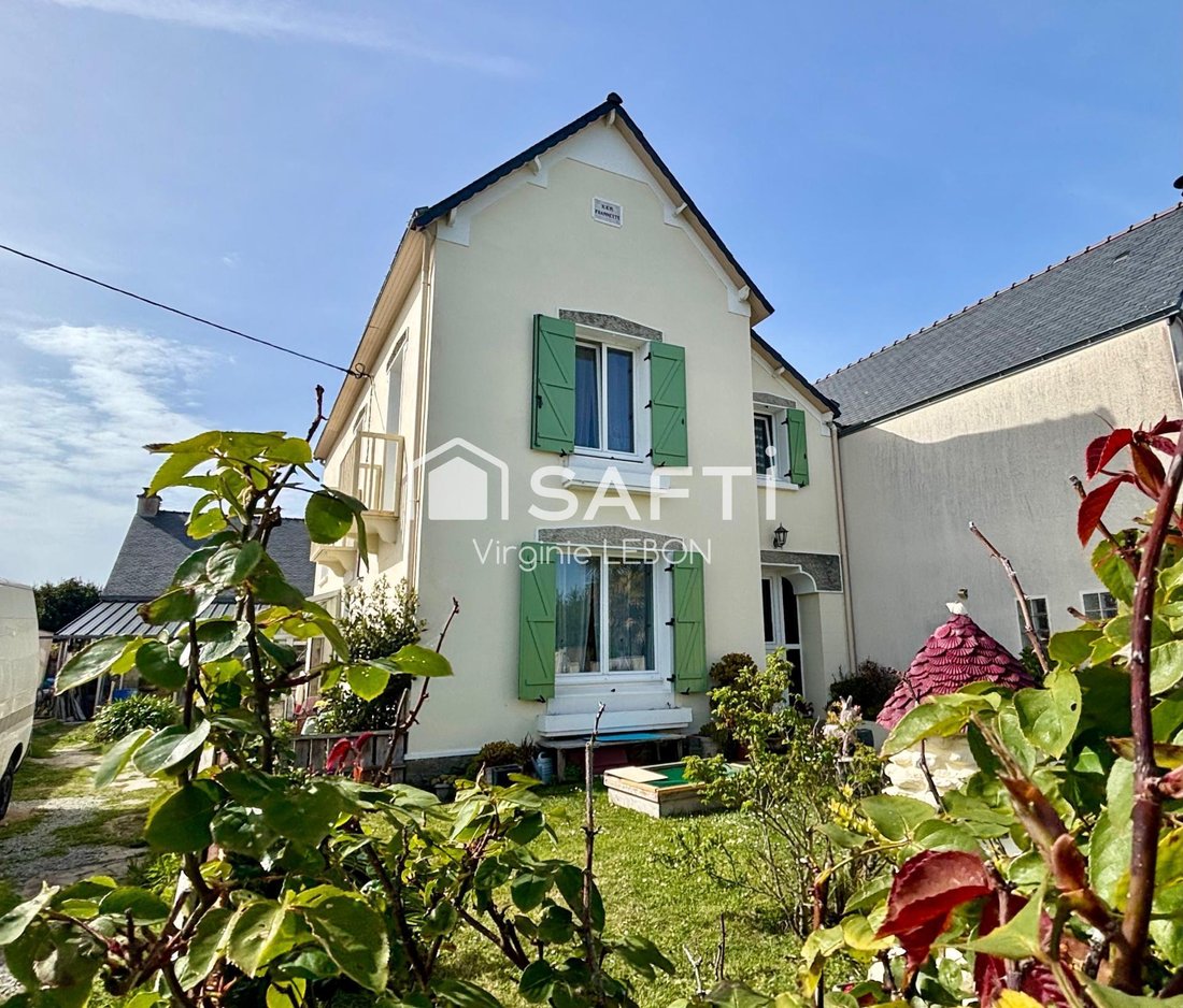 House in Saint-Pierre-Quiberon, Brittany, France 1 - 17742946