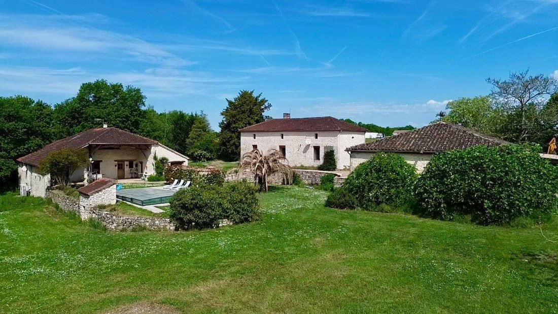 House in Hautefage-la-Tour, Nouvelle-Aquitaine, France 1 - 17742811