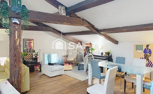 Apartment in Saint Jean-Belcier-Carle Vernet-Albert 1er, Bordeaux, France 1