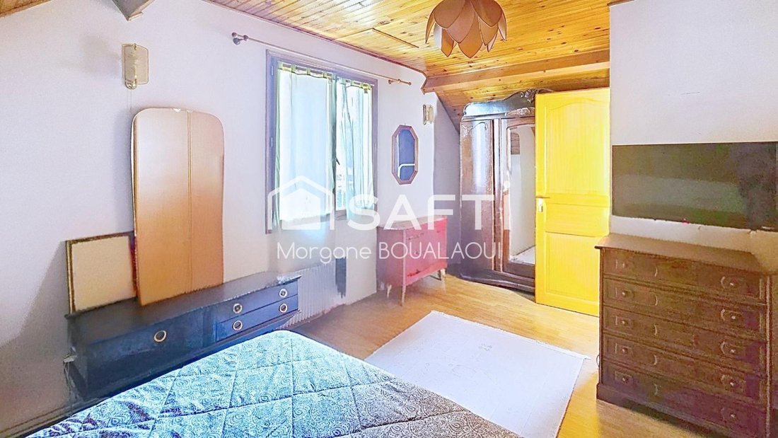House in Gennevilliers, Ile-de-France, France 4 - 17742728