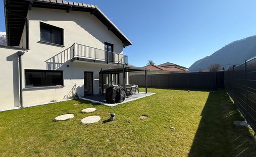 House in Tucinge-Le Bouchet-Bellerive, Bonneville, France 1