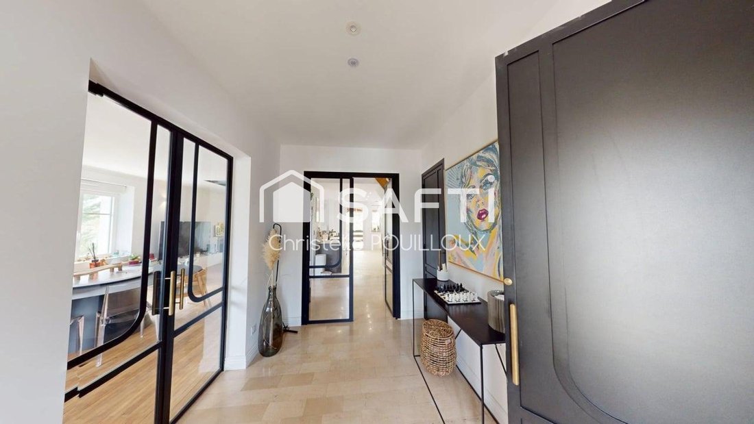 House in Niort, Nouvelle-Aquitaine, France 1 - 17742704