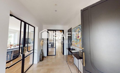 House in Niort, Nouvelle-Aquitaine, France 1