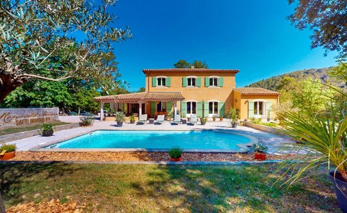 Maison à La Celle, Provence-Alpes-Côte d'Azur, France 1