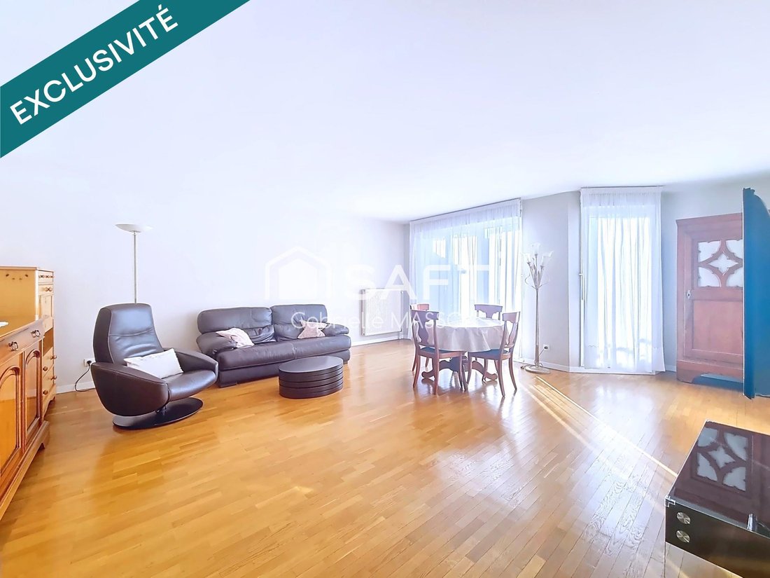 Apartment in Kremlin-Saint Germain, Le Kremlin-Bicetre, France 4 - 17742877