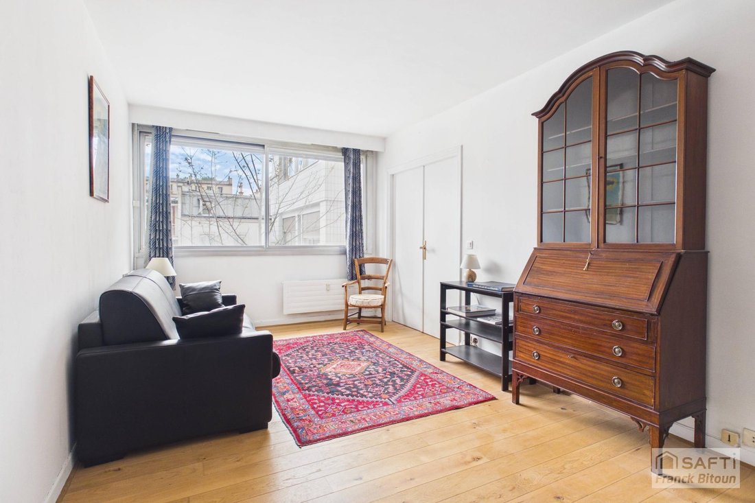 Apartment in Hôtel de Ville-Planchette, Levallois-Perret, France 4 - 17742758