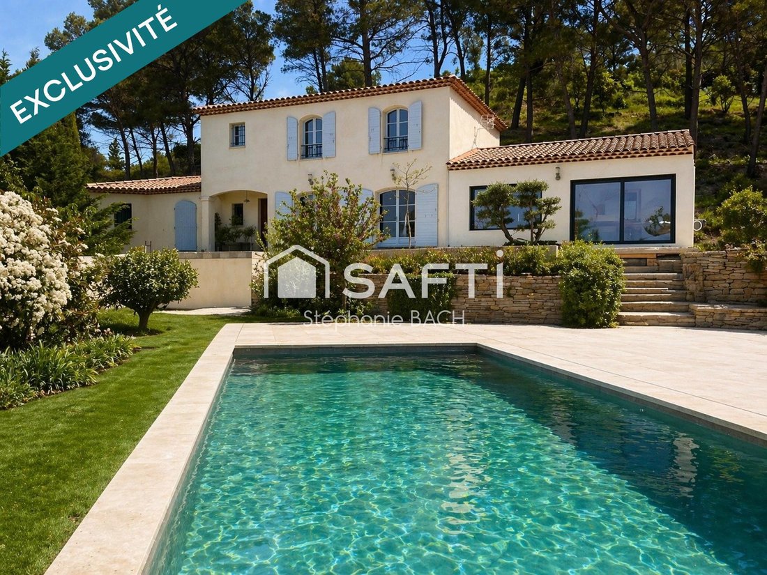 House in Ceyreste, Provence-Alpes-Côte d'Azur, France 1 - 17459506