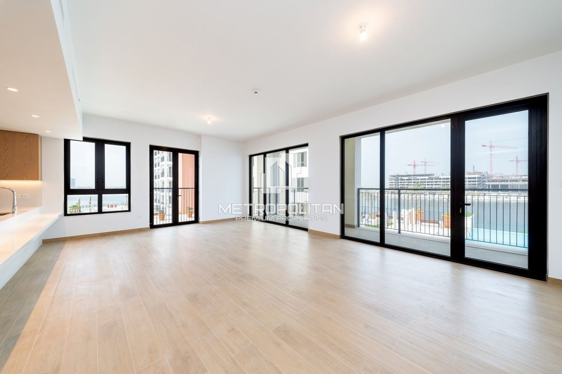 Apartment in Umm Al Sheif, Dubai, United Arab Emirates 3 - 17741807