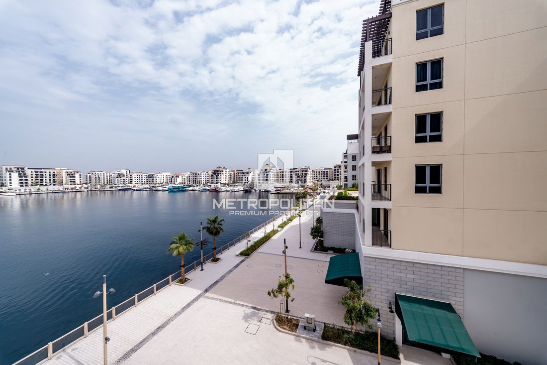 Apartment in Jumeirah, Dubai, United Arab Emirates 1 - 17741788