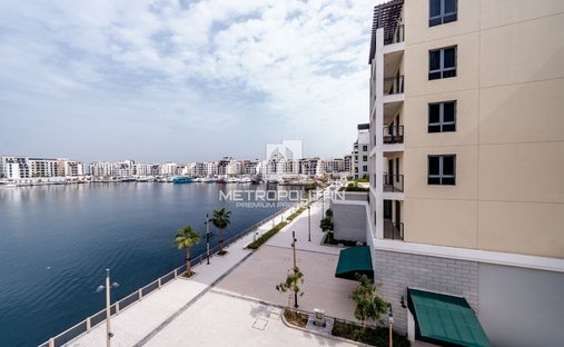 Apartment in Jumeirah, Dubai, United Arab Emirates 1