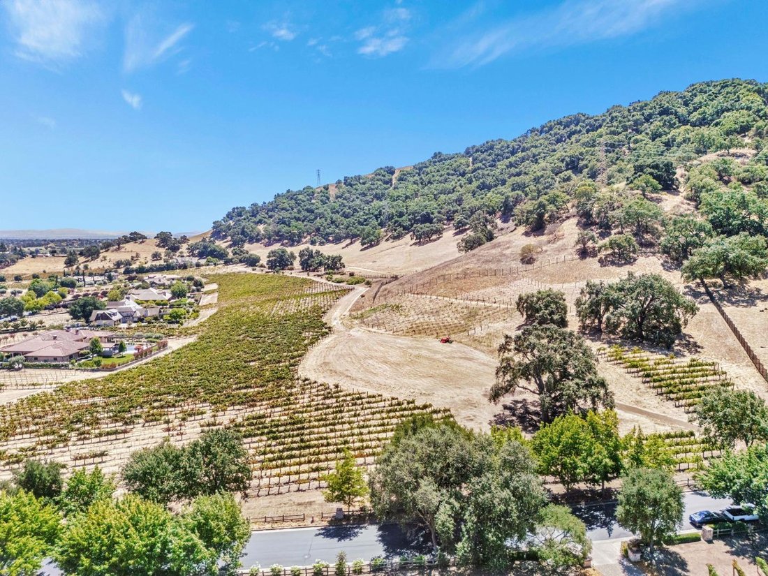 Land in San Martin, California, United States 5 - 17741942