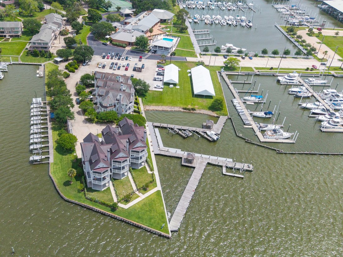 House in Seabrook, Texas, United States 1 - 17073004