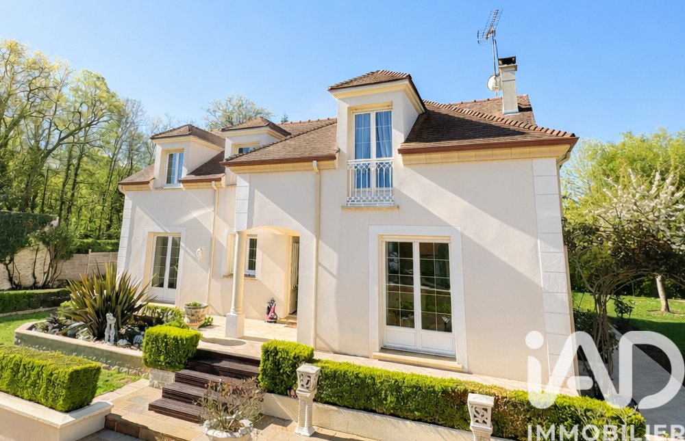 House in Forges-les-Bains, Ile-de-France, France 1 - 17660893